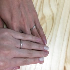 【アイプリモ(I-PRIMO)の口コミ】 星時計をモチーフとした、２つを重ねると時がうごきだすといったデザイン…