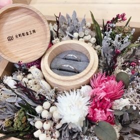 【鎌倉彫金工房の口コミ】 石などをつけても、全体的にデザインがシンプルに仕上がるところが気に入…