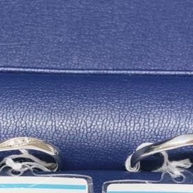 【銀座ダイヤモンドシライシの口コミ】 指輪のデザインについてはシンプルなものからとてもゴージャスで煌びやか…