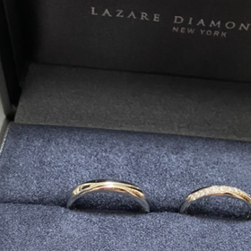 【ラザール ダイヤモンド(LAZARE DIAMOND)の口コミ】 指輪のデザインとしては、シンプルな点が決め手でした。
ただ、シンプルな…
