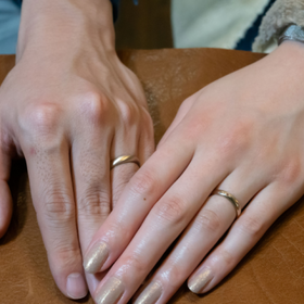 【Cayof(カヨフ)の口コミ】 シルバーのリングがあまり好きではなく、シャンパンゴールドやピンクゴー…