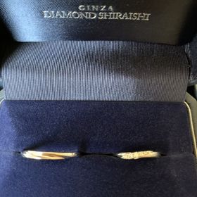 【銀座ダイヤモンドシライシの口コミ】 イリュミティを見せてもらった時、一目ですごく気に入り、他にも色々見せ…