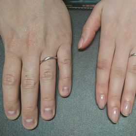 【エクセルコダイヤモンド(EXELCO DIAMOND)の口コミ】 シンプルながらもウェーブタイプで動きがあり飽きのこないデザインになっ…