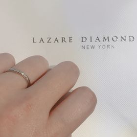 【ラザール ダイヤモンド(LAZARE DIAMOND)の口コミ】 指輪を購入するにあたり、色々なお店を周りましたが、ダイヤが他店より輝…