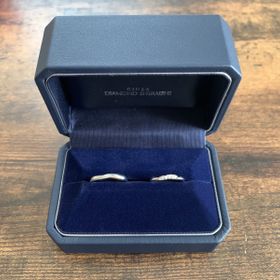 【銀座ダイヤモンドシライシの口コミ】 女性用は爪どめのような輝きがありながら、触ったときの引っ掛かりはなく…