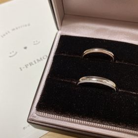 【アイプリモ(I-PRIMO)の口コミ】 ストーンが付いてるデザインが多い中、シンプルなデザインがいいなと悩ん…