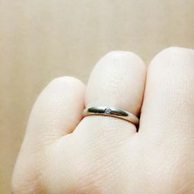 【Something Blue(サムシングブルー)の口コミ】 たくさんあるデザインの中で、シンプルにするかデザイン性のあるものにす…