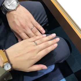 【銀座ダイヤモンドシライシの口コミ】 デザインは、丸みを帯びていて太さが選べるます。
太さも幅広かったです。…