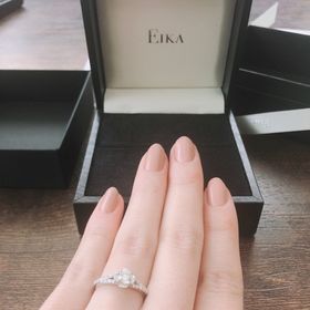 【EIKA(エイカ)の口コミ】 私好みのデザインを選べるようにダイヤモンドをプレゼントできるこちらの…