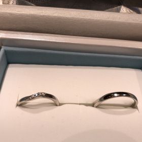 【Disney Cinderella(ディズニー シンデレラ)の口コミ】 ディズニーが好きなのでシンデレラの
指輪にしました。
シンデレラ用の刻…