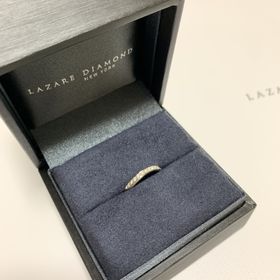 【ラザール ダイヤモンド(LAZARE DIAMOND)の口コミ】 他店もいろいろ見てまわったのですが
正直デザインはどのお店も同じ感じで…