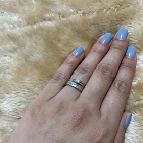 【ブシュロン(BOUCHERON)の口コミ】 デザインがリングのカットがユニークで、珍しいと思い選びました。しかし…