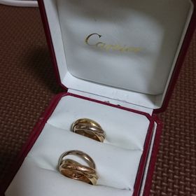 【カルティエ(Cartier)の口コミ】 2人とも太めのリングを探していました。普段から着用できて、尚且つお洒落…