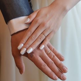 【杢目金屋(もくめがねや)の口コミ】 婚約指輪も実は杢目金屋さんで、主人からのサプライズで、一緒に考えて作…