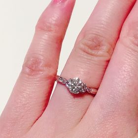 【Love Bond(ラブボンド)の口コミ】 プロポーズの時にはルースだけを頂いたので、後日2人で指輪の腕を選びにい…