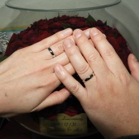 【【閉業】フラー・ジャコー(FURRER-JACOT)の口コミ】 私の決め手は、リング幅とつけ心地が良かったことです。
夫はつけ心地の良…