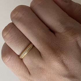 【アイプリモ(I-PRIMO)の口コミ】 初めはゴールドが好きな夫がこちらのデザインに一目惚れしました。
私は色…