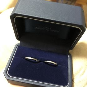 【銀座ダイヤモンドシライシの口コミ】 はじめはシンプルなものをと考えていました。しかし色々試着してみるとダ…