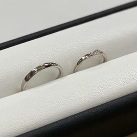 【GALA JEWELRY(ガラジュエリー)の口コミ】 有名ブランドなどにこだわりがなく、価格帯と、金属アレルギーでもつけら…
