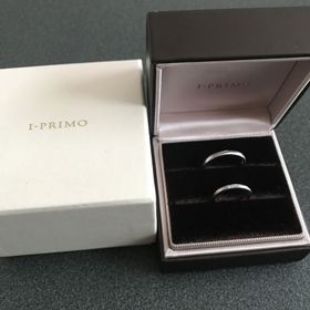 【アイプリモ(I-PRIMO)の口コミ】 シンプルなデザインがよくて
色々なデザインを見せて頂きましたが
夫婦揃…