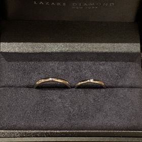 【ラザール ダイヤモンド(LAZARE DIAMOND)の口コミ】 ストレートタイプで探していました。素材はプラチナか私だけピンクゴール…