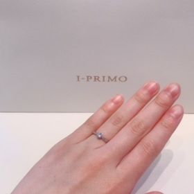 【アイプリモ(I-PRIMO)の口コミ】 最初、わたしはメレタイプの婚約指輪を探していていました。しかし、一緒…