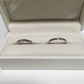 【OCTAVE(オクターヴ)の口コミ】 店員さんにシンプルなデザインの物を探してもらい一番しっくりきたので購…