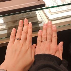 【アイプリモ(I-PRIMO)の口コミ】 婚約指輪を既にアイプリモさんで購入しており、重ね付けできるもの、幅が…