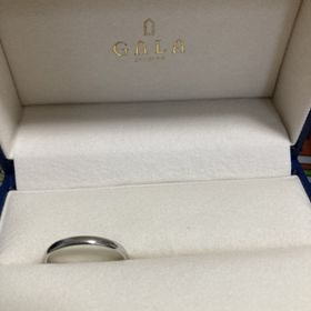 【GALA JEWELRY(ガラジュエリー)の口コミ】 ゼクシィの広告でガラを見つけたのが大きいです。
実際に店舗に足を運んで…