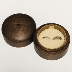 【COLANY(コラニー)の口コミ】 決め手は、デザイン、リングのコンセプト、フィーリングです。当たり前な…