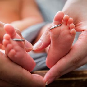 【銀座ダイヤモンドシライシの口コミ】 自分の好み、指に合うかなど確認しながらたくさんの指輪をスタッフさんに…