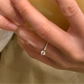 【銀座ダイヤモンドシライシの口コミ】 非常に良いダイヤモンドを見せて頂きました。大きさ、品質、価格どれも満…