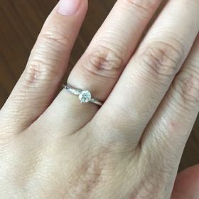 【俄(にわか)の口コミ】 まず、結婚指輪を買うならこちらのデザインが良いと思っていて、合わせて…
