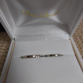 【PILOT BRIDAL(パイロットブライダル)の口コミ】 PILOTが作っている指輪にとても興味がありました。
耐性はいちばんだと思…