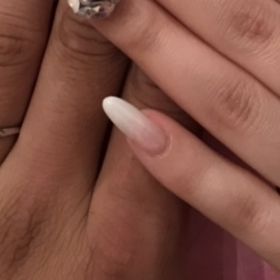 【アイプリモ(I-PRIMO)の口コミ】 高額すぎず本当に沢山のデザインがありました！！
お高めの指輪を購入しま…