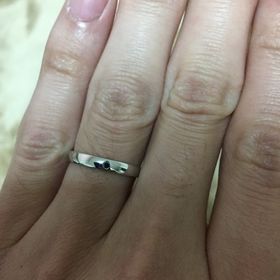 【エクセルコダイヤモンド(EXELCO DIAMOND)の口コミ】 平打ちで、ブラックダイヤモンドを入れられるところが魅力的でエクセルコ…