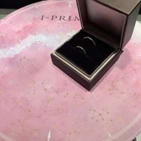 【アイプリモ(I-PRIMO)の口コミ】 ひと目見た瞬間！デザインに惹かれました！
他の指輪も見比べたり
他のお…