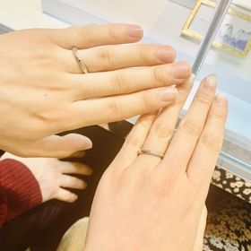 【GALA JEWELRY(ガラジュエリー)の口コミ】 今回購入した指輪は妻とのペアリング。オススメとしては妻のは捻れていて…