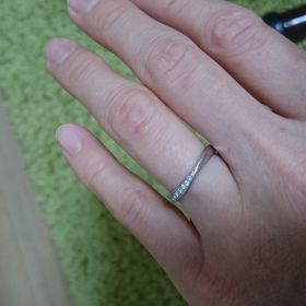 【Veramore(ヴェラモーレ)の口コミ】 ひねりの利いたデザインを探していました。似たようなデザインは正直、沢…