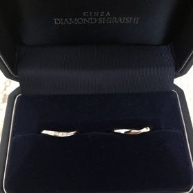 【銀座ダイヤモンドシライシの口コミ】 ペアリングで探していました。種類が豊富であるため、デザインに関しては…
