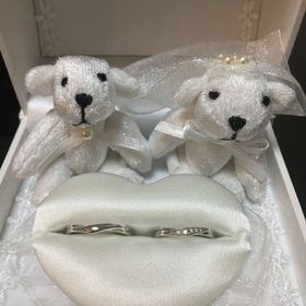 【EYE JEWELRY UMAKI(アイジュエリー ウマキ)の口コミ】 指輪をつけると指が綺麗に見えるように思い、見に行ったその日に決めまし…