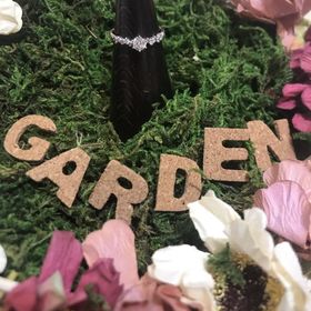 【LAPAGE x garden(ラパージュxガーデン)の口コミ】 なんといっても表面のダイヤが何個もついていて、デザインがきらきらで可…