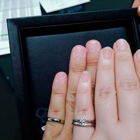 【ROYAL ASSCHER(ロイヤル・アッシャー)の口コミ】 結婚指輪や婚約指輪は一緒ものなので高品質、耐久性の高いものから選びま…