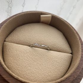 【COLANY(コラニー)の口コミ】 試着した瞬間、これだ！と思いました。他の指輪を着けた時には感じなかっ…