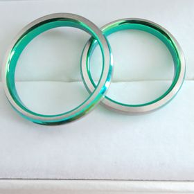 【輪-RIN-の口コミ】 結婚指輪の数ある中でシンプルかつスタイリッシュな指輪を探してました。…