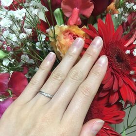 【アイプリモ(I-PRIMO)の口コミ】 決め手はデザインです。正面からだけでなく、他の面から見てもダイヤが見…