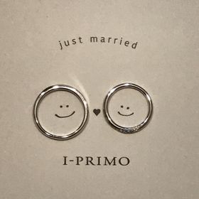 【アイプリモ(I-PRIMO)の口コミ】 手が綺麗に見えるものを探していて、オススメしていただいた指輪に一目惚…