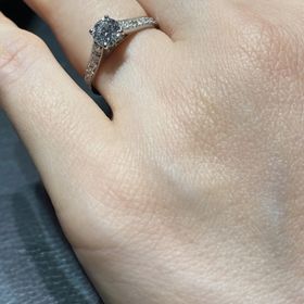 【ヴァン クリーフ＆アーペル(Van Cleef & Arpels)の口コミ】 晩婚花嫁ですが、華やかでありつつも可憐、上品であるところに惹かれまし…