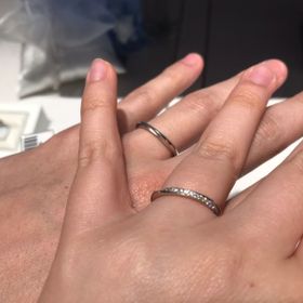 【銀座ダイヤモンドシライシの口コミ】 何個も試着させていただき、
旦那はどれをつけても「いいね」としか言わず…