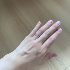 【FISCHER(フィッシャー)の口コミ】 指輪のデザインを一からオーダーできるということで、
細めがいい私と太め…